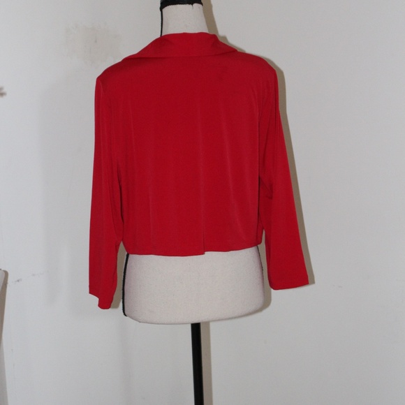 Susan Graver, Red 3/4 sleeve light weight jacket shrug - Picture 2 of 8
